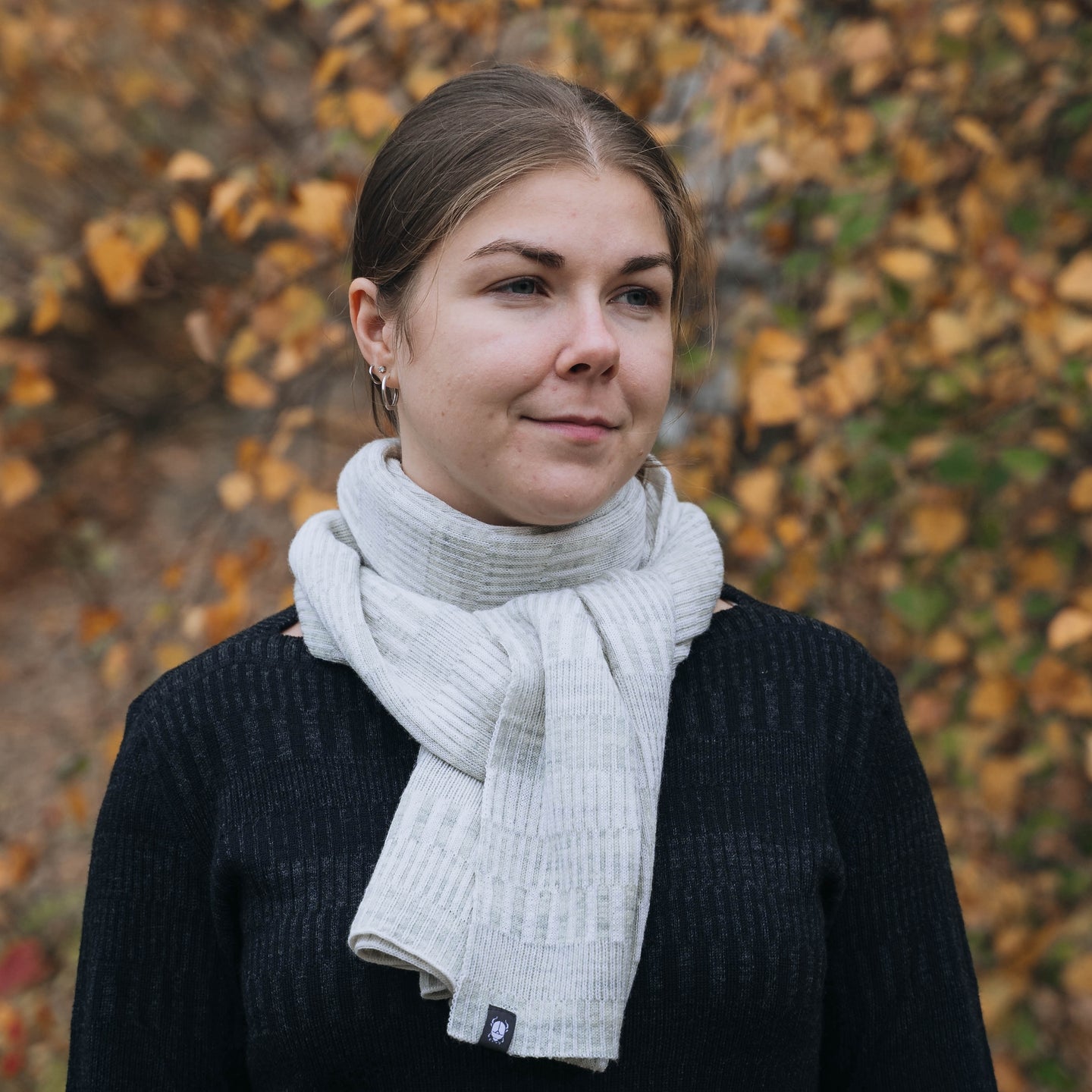 Halsduk sjal 100% ull, unisex, snövit-sandgrå