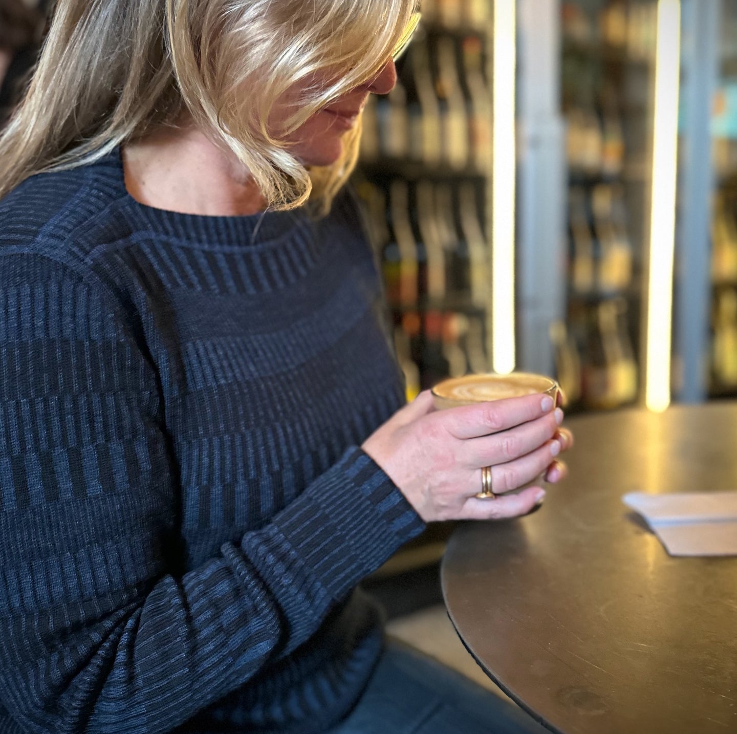 Tröja båthals figursydd 100% ull, dam, midnattsblå-kolsvart