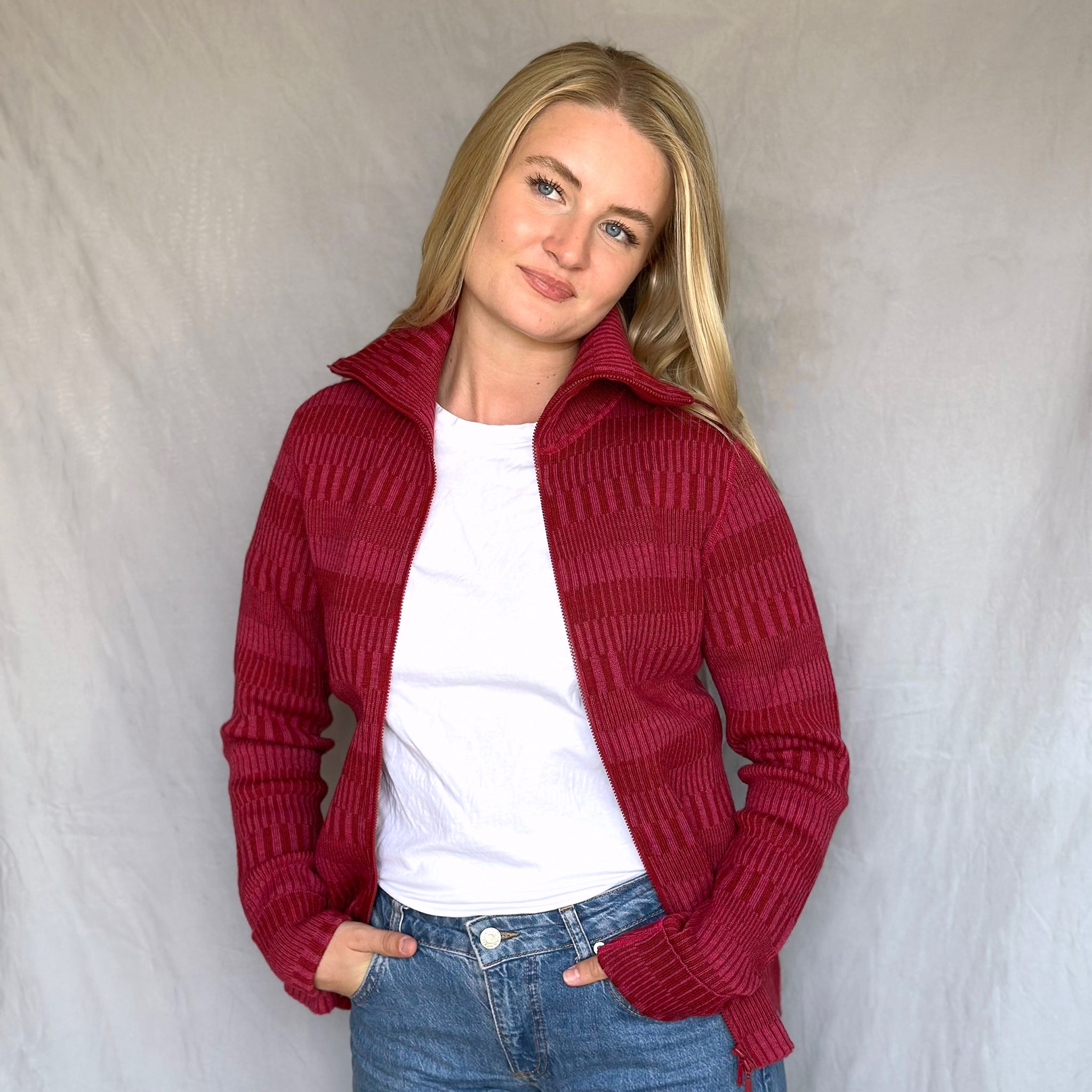 Kofta figursydd med hög krage 100% ull, dam, lingonröd-hallonrosa