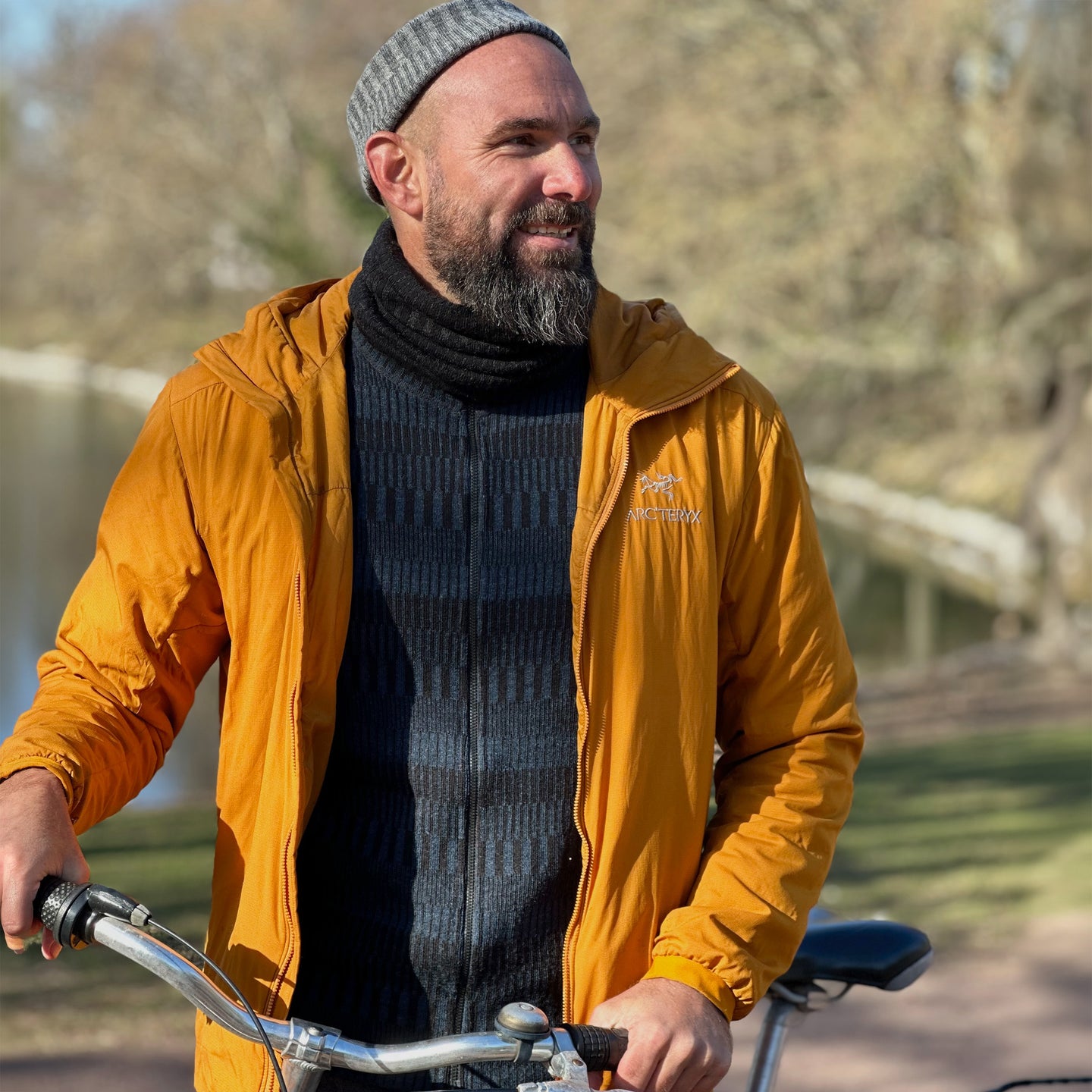 Kofta, rak modell med halvhög krage 100% ull, herr dam, midnattsblå-kolsvart