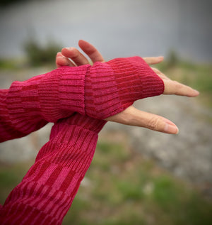 Wrist Warmers Red/Pink