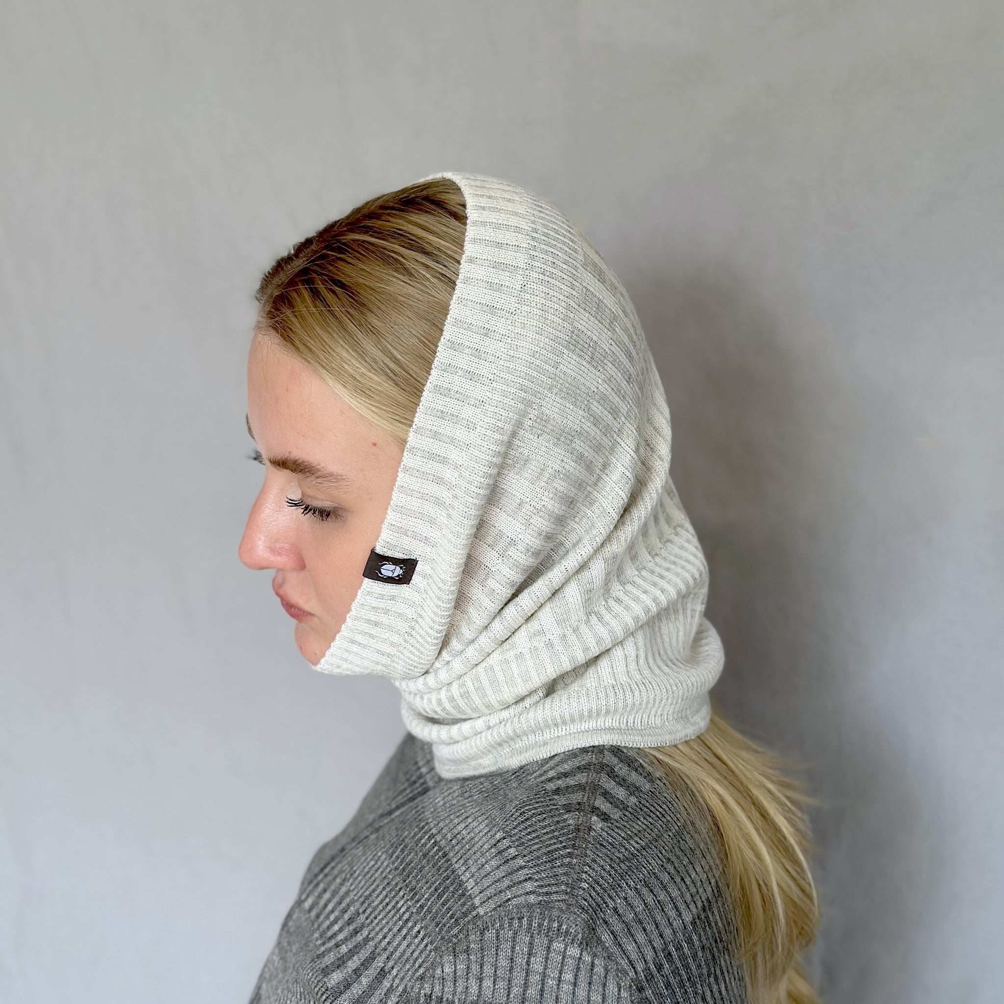 Halstub buff tubhalsduk pannband mössa balaklava, 100% ull, unisex, snövit-sandgrå