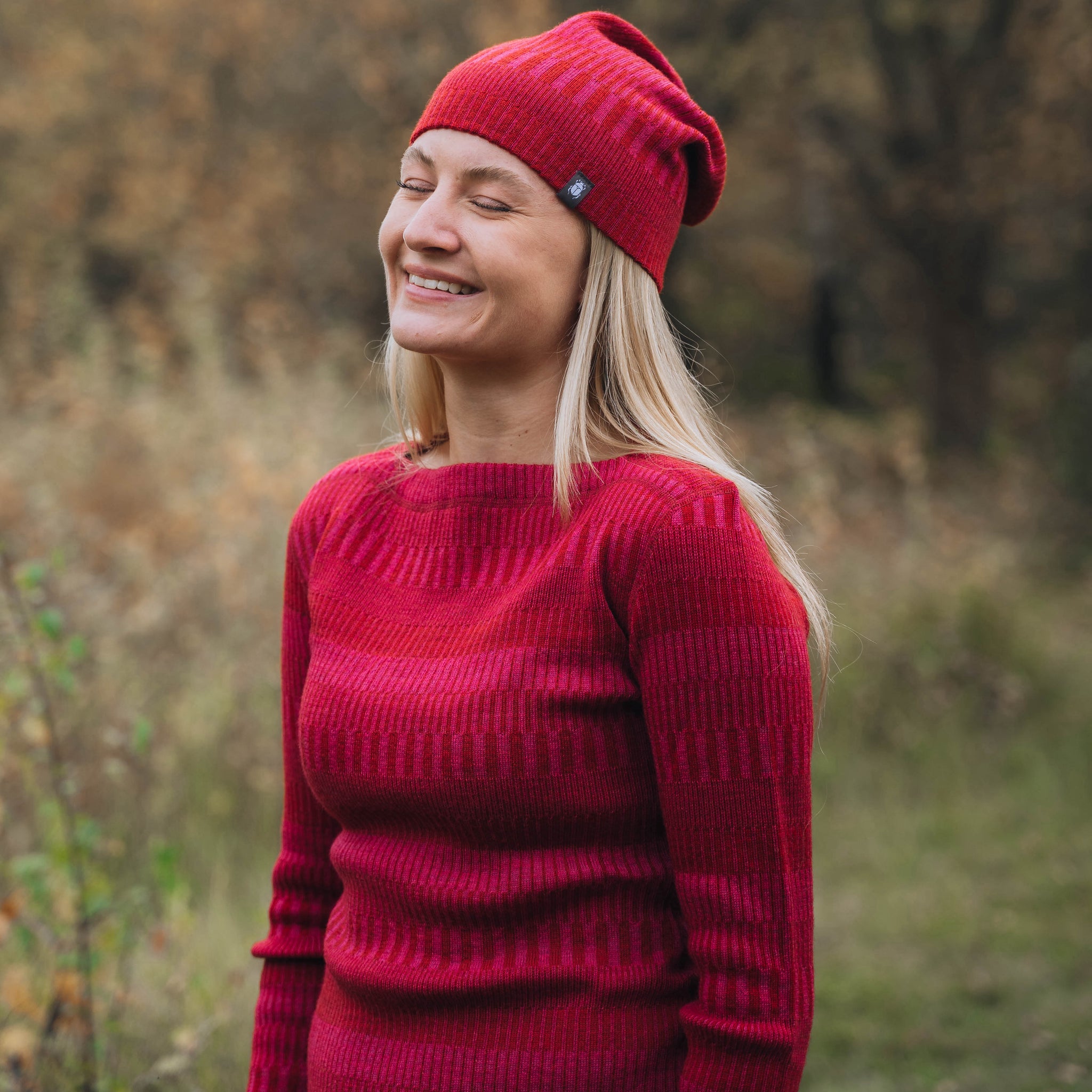 Tröja båthals 100% ull, lingonröd-hallonrosa, dam