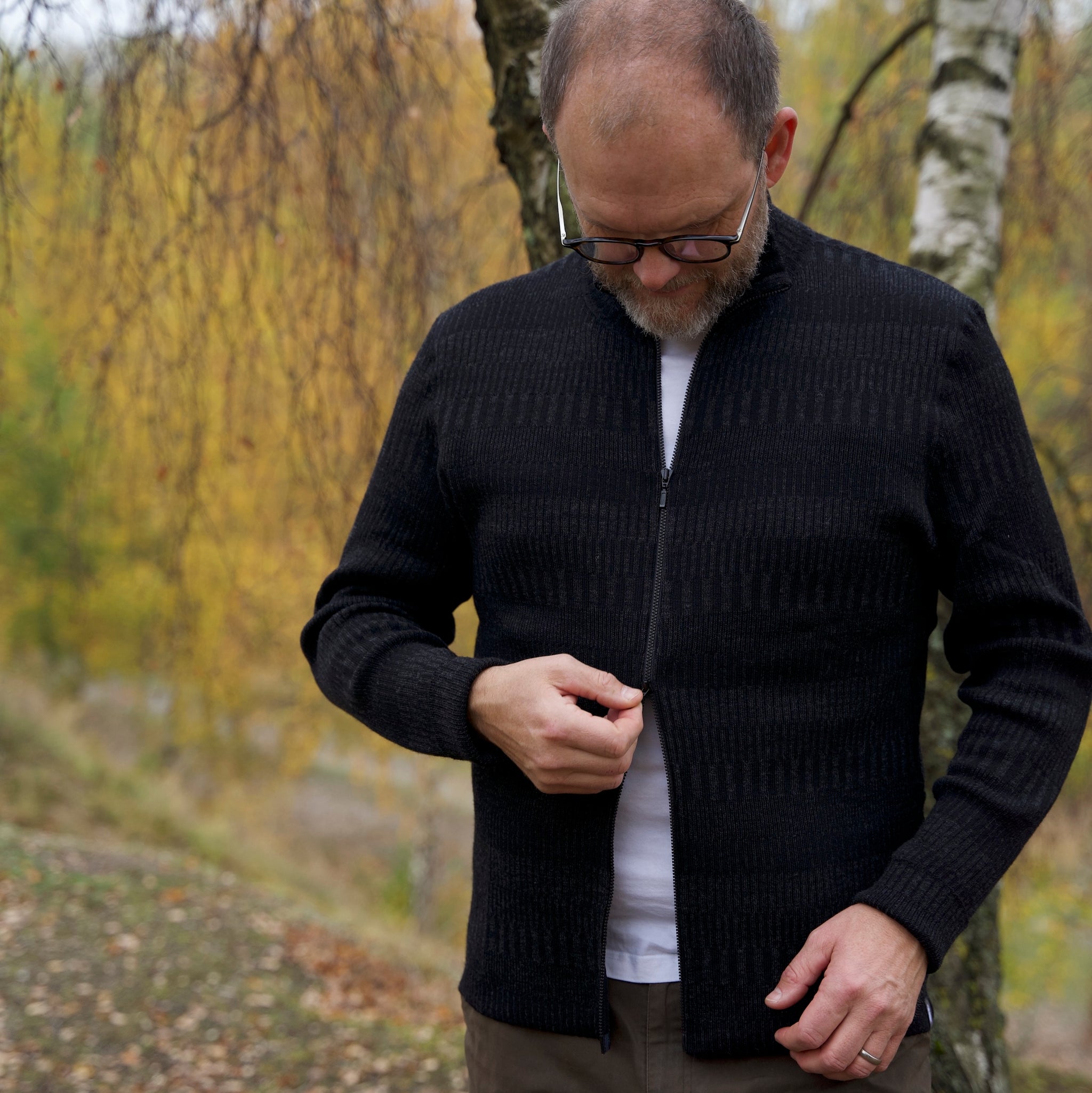 Kofta rak med halvhög krage 100% ull, herr/dam, grafitgrå-kolsvart