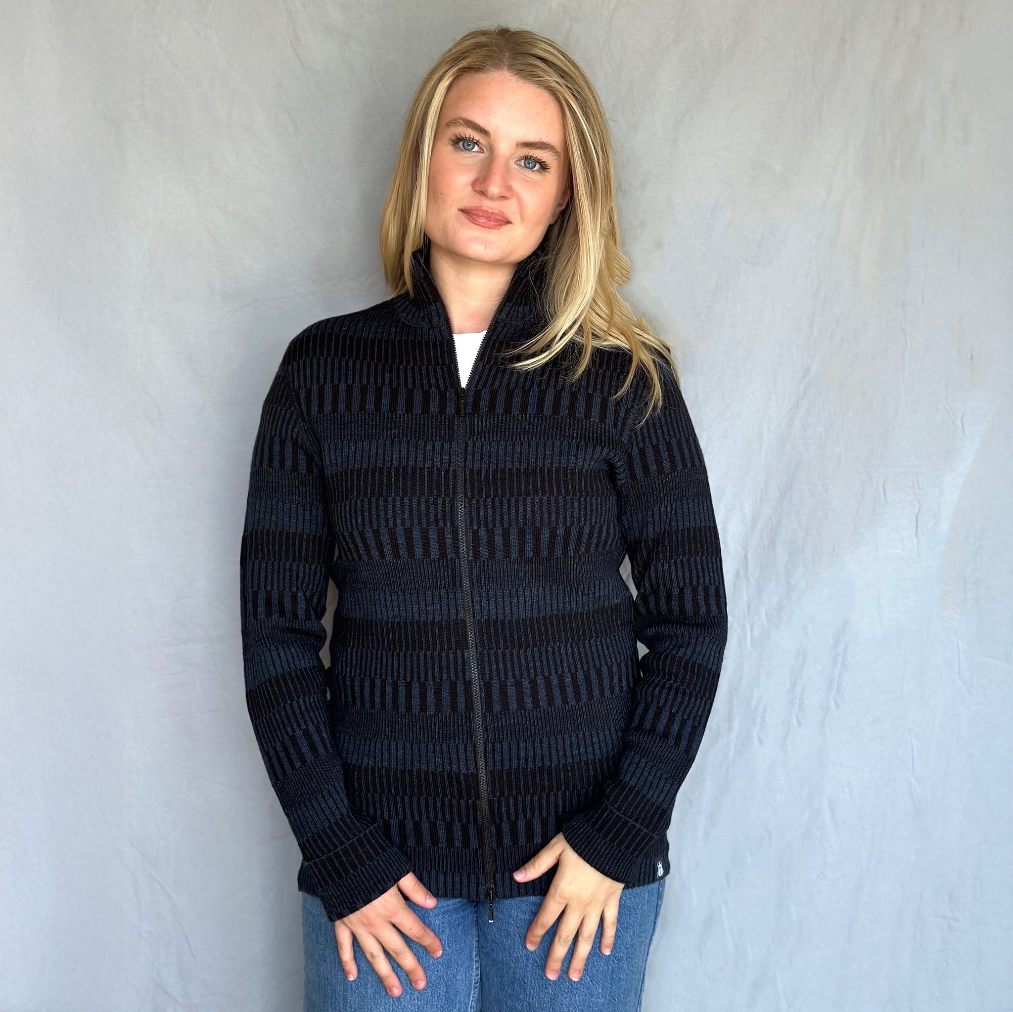 Kofta rak med halvhög krage 100% ull, herr/dam midnattsblå-kolsvart