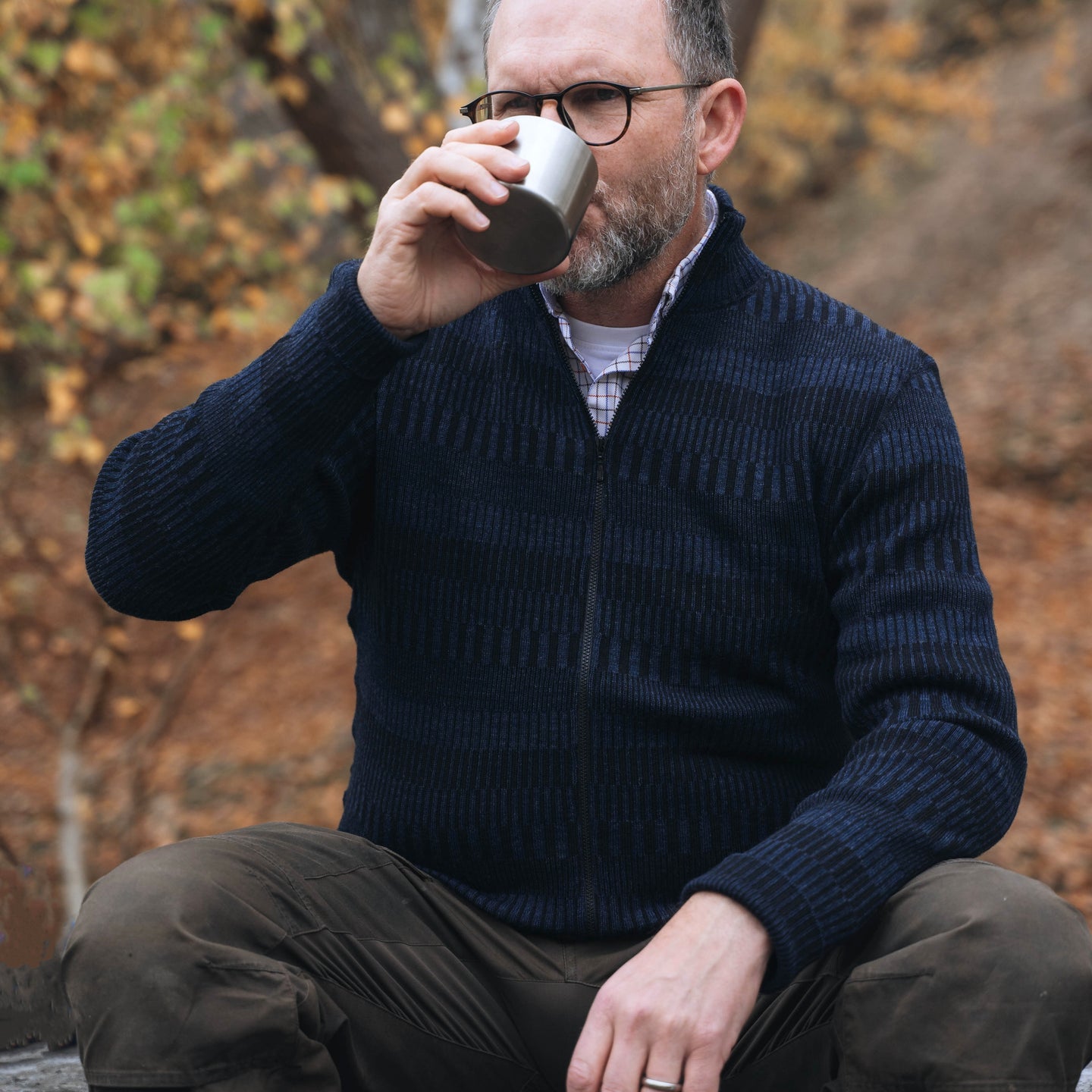 Kofta rak med halvhög krage 100% ull, herr/dam midnattsblå-kolsvart